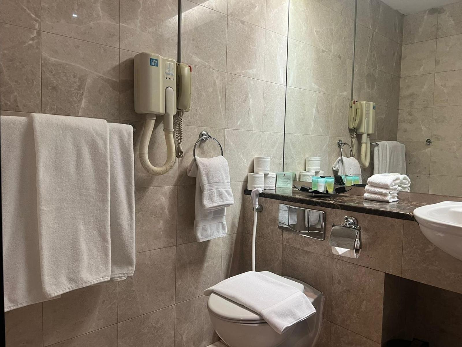 Al Jazira Club Hotel Abu Dhabi Quarto foto